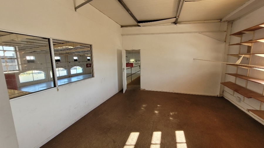 To Let Commercial Property for Rent in Parklands Western Cape